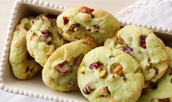 إليكم طريقة تحضير بسكويت الفستق الحلبي اللذيذ صورة رقم 3 إليكم طريقة تحضير بسكويت الفستق الحلبي اللذيذ صورة رقم 3