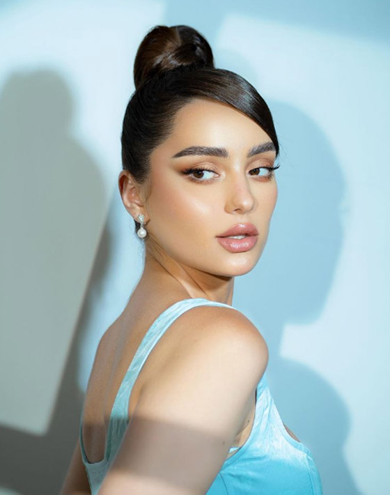 أجمل تسريحات للشعر الطويل لعيد الأضحى 2023... لإطلالة راقية صورة رقم 5