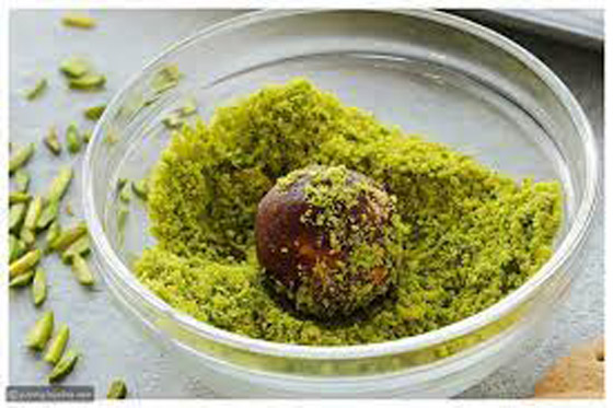 اليكم طريقة تحضير حلى كرات الفستق الحلبي لعيد الأضحى صورة رقم 8