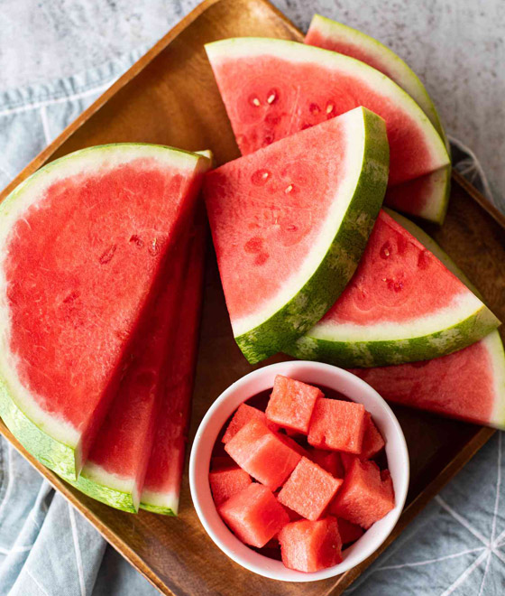 مع دخول الصيف.. 14 من الأطعمة التي تساعد على تخفيض حرارة الجسم صورة رقم 2 مع دخول الصيف.. 14 من الأطعمة التي تساعد على تخفيض حرارة الجسم صورة رقم 2