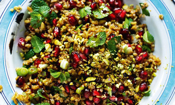 إليكم طريقة تحضير سلطة الفريكة والتفاح المبتكرة صورة رقم 5