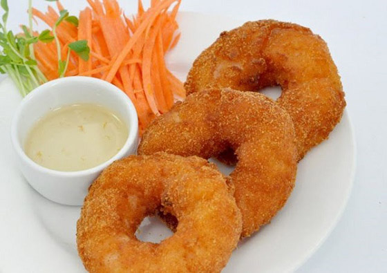 طريقة عمل دونت الدجاج بخطوات سهلة.. طعمها لذيذ وأطفالك هيحبوها صورة رقم 4