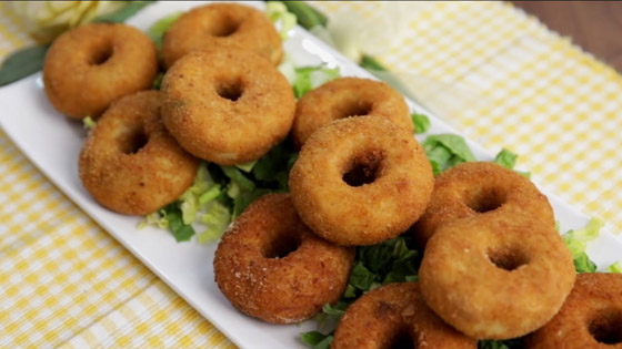طريقة عمل دونت الدجاج بخطوات سهلة.. طعمها لذيذ وأطفالك هيحبوها صورة رقم 8