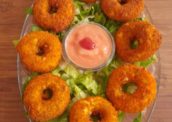 طريقة عمل دونت الدجاج بخطوات سهلة.. طعمها لذيذ وأطفالك هيحبوها صورة رقم 9