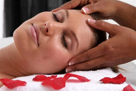 لماذا ينصح الخبراء بتدليك فروة الرأس؟.. إليك الأسباب صورة رقم 4