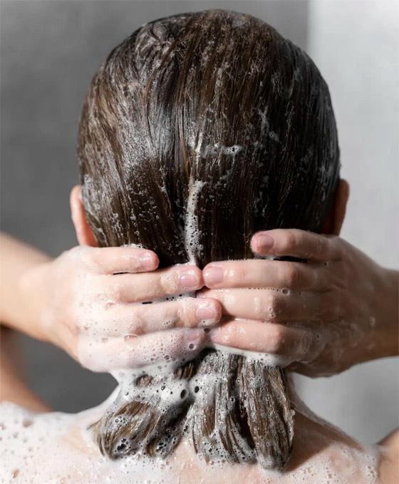 3 استعمالات للملح البحري كعلاج فعال لمشكلة الشعر الدهني صورة رقم 1