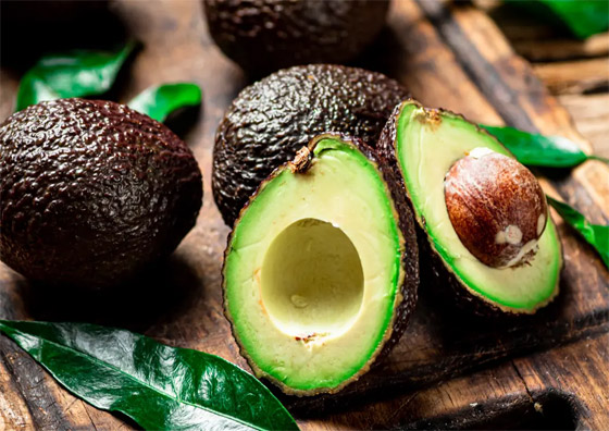 في الثلاجة أم خارجها؟.. هذه أخطاء شائعة في تخزين الأطعمة صورة رقم 1 في الثلاجة أم خارجها؟.. هذه أخطاء شائعة في تخزين الأطعمة صورة رقم 1