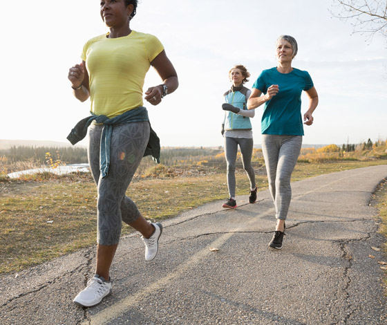 4 طرق للتركيز على لياقة الجسم بالكامل مع التقدم في العمر صورة رقم 3 4 طرق للتركيز على لياقة الجسم بالكامل مع التقدم في العمر صورة رقم 3