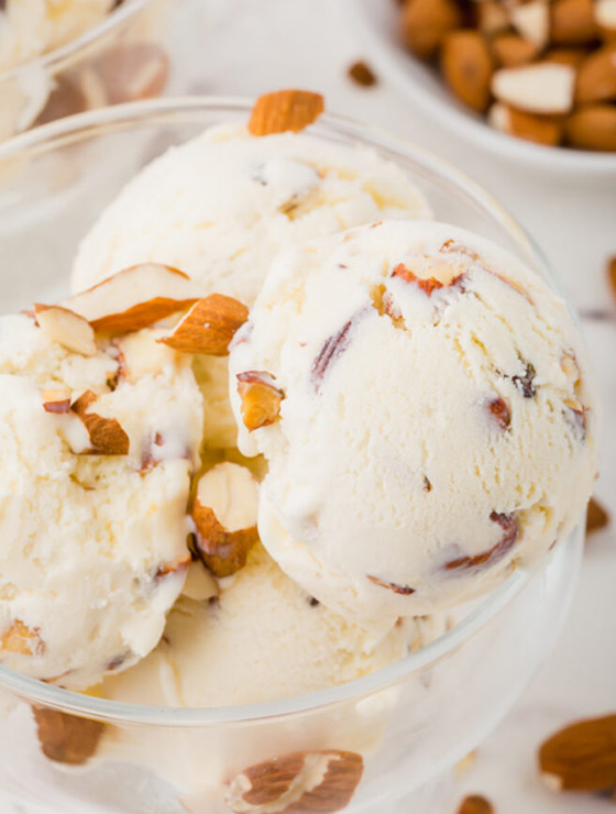 إليكم طريقة تحضير آيس كريم باللوز بمذاق شهي وبارد صورة رقم 5