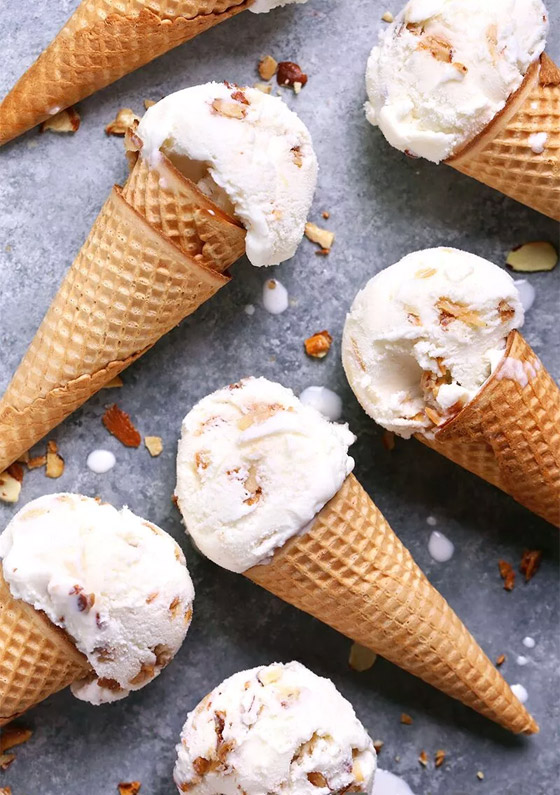 إليكم طريقة تحضير آيس كريم باللوز بمذاق شهي وبارد صورة رقم 7