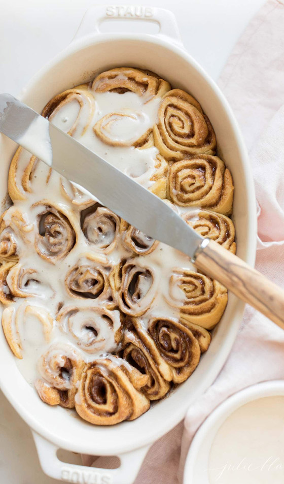 إليكم طريقة عمل صوص سينابون الأبيض صورة رقم 4 إليكم طريقة عمل صوص سينابون الأبيض صورة رقم 4