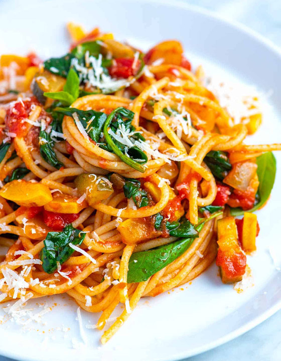 إليكم طريقة تحضير سباغيتي بالخضار صحية وشهية صورة رقم 2 إليكم طريقة تحضير سباغيتي بالخضار صحية وشهية صورة رقم 2