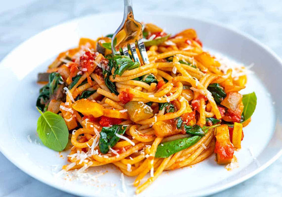 إليكم طريقة تحضير سباغيتي بالخضار صحية وشهية صورة رقم 5 إليكم طريقة تحضير سباغيتي بالخضار صحية وشهية صورة رقم 5