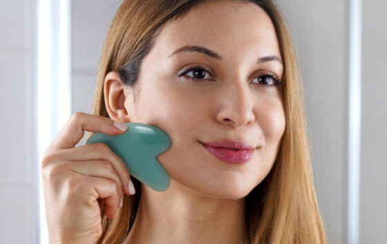 هل تدليك الوجه يساعد على التخلص من الخطوط الدقيقة؟ صورة رقم 3