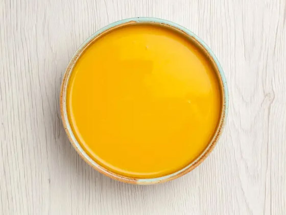 من المطبخ.. أفضل مكون لترطيب الشفاه الجافة صورة رقم 2