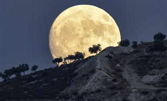 صورة رقم 8 - ذهب وثروات نادرة.. صراع بين القوى الكبرى على معادن القمر صورة رقم 8 - ذهب وثروات نادرة.. صراع بين القوى الكبرى على معادن القمر
