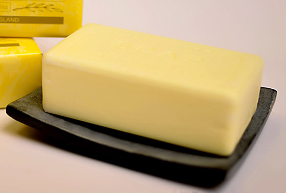 إليكم طريفة عمل صابون الكبريت بالمنزل وفوائده للبشرة صورة رقم 4 إليكم طريفة عمل صابون الكبريت بالمنزل وفوائده للبشرة صورة رقم 4