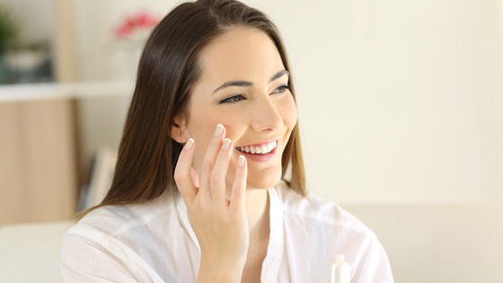 فوائد تدليك البشرة.. أكثر مما تتخيلين صورة رقم 3