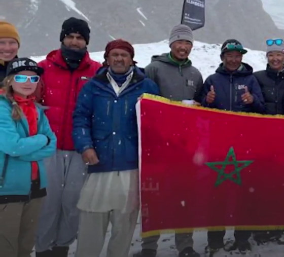 صورة رقم 7 - نجوا من الموت مرتين وعثرا على جثة.. مغامران مغربيان يتحديان أعلى قمم العالم! صورة رقم 7 - نجوا من الموت مرتين وعثرا على جثة.. مغامران مغربيان يتحديان أعلى قمم العالم!