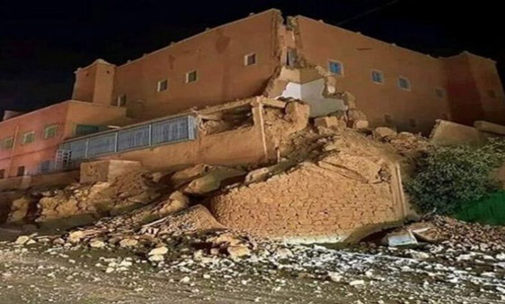 صورة رقم 1 - زلزال عنيف يهز المغرب.. مقتل 700 ومئات الإصابات وعالقون تحت الأنقاض صورة رقم 1 - زلزال عنيف يهز المغرب.. مقتل 700 ومئات الإصابات وعالقون تحت الأنقاض