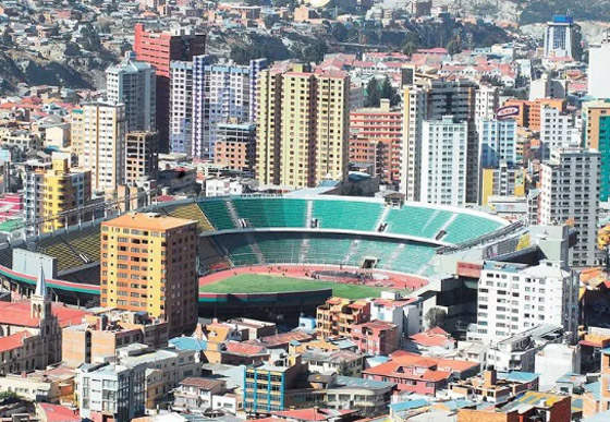 صورة رقم 8 - أغرب 10 ملاعب رياضية في العالم! صورة رقم 8 - أغرب 10 ملاعب رياضية في العالم!