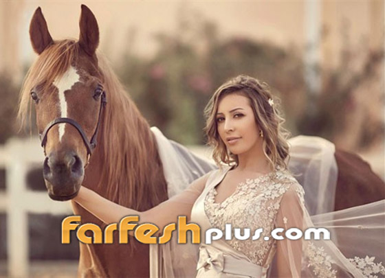 صورة رقم 23 - فيديوهات وصور 19 فنانا وفنانة يعشقون الفروسية والخيل رغم سقوطهم عن الحصان! صورة رقم 23 - فيديوهات وصور 19 فنانا وفنانة يعشقون الفروسية والخيل رغم سقوطهم عن الحصان!