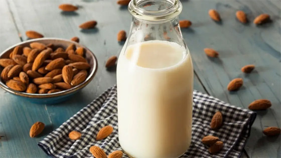 10 آثار جانبية لحليب اللوز قد تصدم البعض! صورة رقم 6 10 آثار جانبية لحليب اللوز قد تصدم البعض! صورة رقم 6