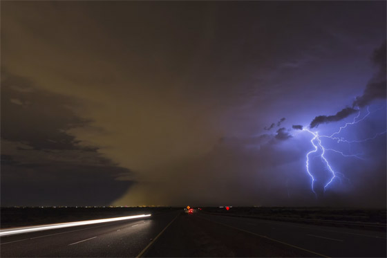 صورة رقم 6 - شابة كويتية تطارد العواصف وترصد صورا مذهلة للأحداث المناخية القاسية صورة رقم 6 - شابة كويتية تطارد العواصف وترصد صورا مذهلة للأحداث المناخية القاسية