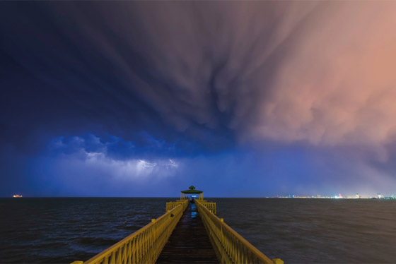صورة رقم 19 - شابة كويتية تطارد العواصف وترصد صورا مذهلة للأحداث المناخية القاسية صورة رقم 19 - شابة كويتية تطارد العواصف وترصد صورا مذهلة للأحداث المناخية القاسية