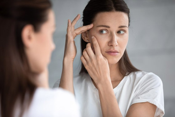 خطوات تساعدكِ على تجنب تجاعيد خطوط الابتسامة صورة رقم 4