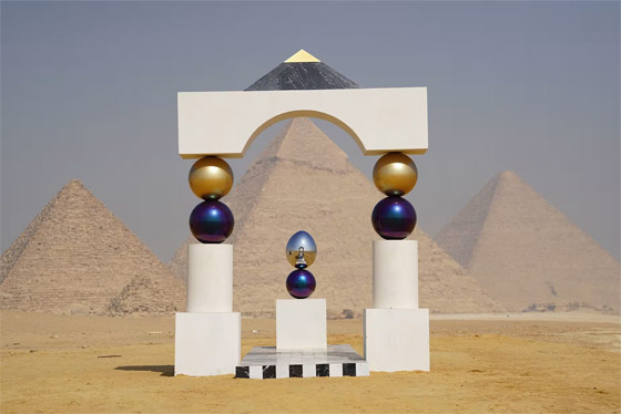 صورة رقم 1 - تطل على أهرامات الجيزة.. أشهر معالم مصر تستضيف أعمالا فنية مذهلة صورة رقم 1 - تطل على أهرامات الجيزة.. أشهر معالم مصر تستضيف أعمالا فنية مذهلة