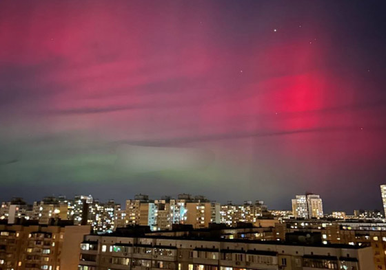 صورة رقم 4 - بالفيديو والصور.. عاصفة مغناطيسية قوية ضربت الأرض! صورة رقم 4 - بالفيديو والصور.. عاصفة مغناطيسية قوية ضربت الأرض!