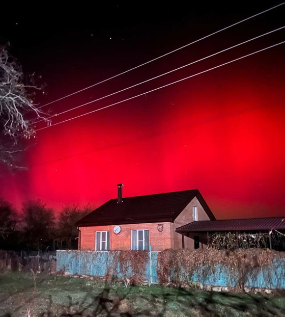 صورة رقم 1 - بالفيديو والصور.. عاصفة مغناطيسية قوية ضربت الأرض! صورة رقم 1 - بالفيديو والصور.. عاصفة مغناطيسية قوية ضربت الأرض!