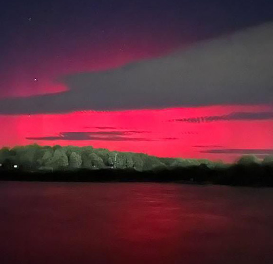 صورة رقم 11 - بالفيديو والصور.. عاصفة مغناطيسية قوية ضربت الأرض! صورة رقم 11 - بالفيديو والصور.. عاصفة مغناطيسية قوية ضربت الأرض!