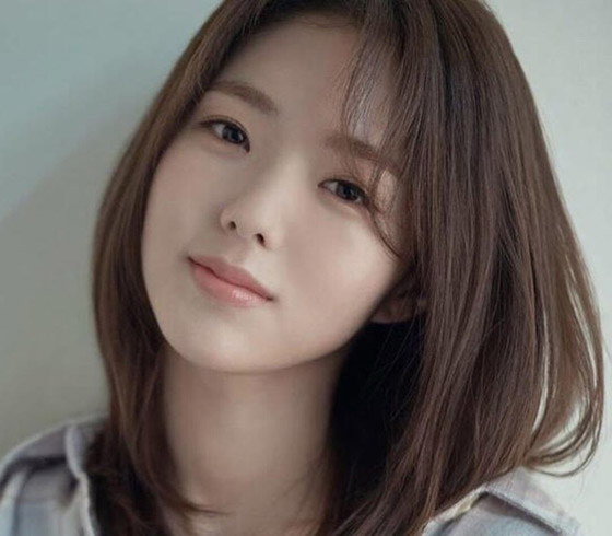 صورة رقم 2 - فيديو وصور: أجمل 6 فنانات من كوريا الجنوبية لعام 2023 صورة رقم 2 - فيديو وصور: أجمل 6 فنانات من كوريا الجنوبية لعام 2023