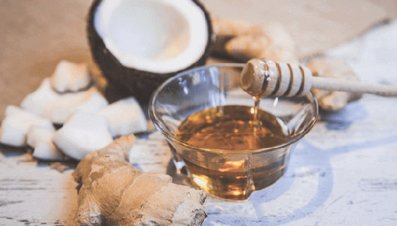 صورة رقم 4 - إليكم 4 خلطات بالعسل تعالج الشعر الجاف والتالف صورة رقم 4 - إليكم 4 خلطات بالعسل تعالج الشعر الجاف والتالف