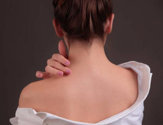 صورة رقم 5 - أسباب ظهور الحبوب في الظهر وأسرع علاجات للتخلص منها صورة رقم 5 - أسباب ظهور الحبوب في الظهر وأسرع علاجات للتخلص منها