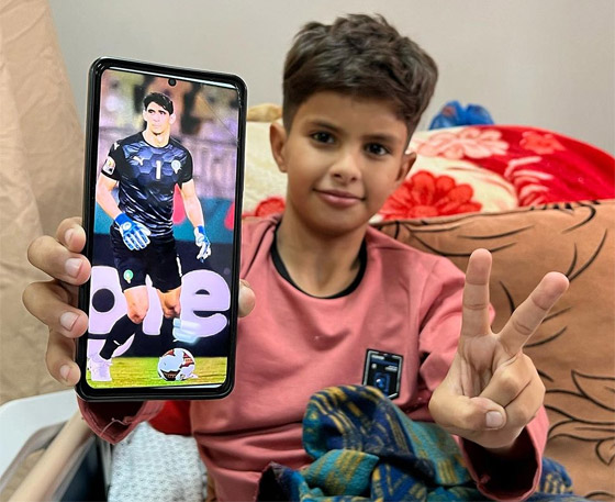 صورة رقم 6 - ياسين بونو حارس منتخب المغرب يحقق حلم طفل فلسطيني بُترت قدمه صورة رقم 6 - ياسين بونو حارس منتخب المغرب يحقق حلم طفل فلسطيني بُترت قدمه