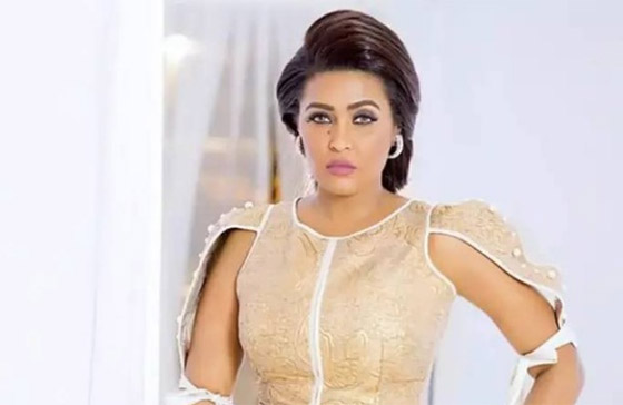 فيديو: الفنانة وعد ضحية عملية نصب واحتيال كبيرة! هؤلاء المشاهير تعرضوا للنصب قبلها صورة رقم 4