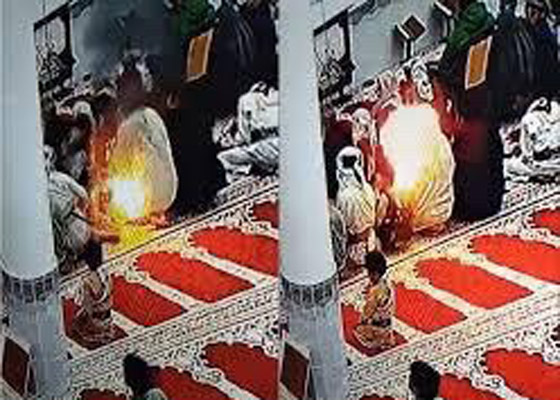 صورة رقم 3 - النار تشتعل بشكل مفاجئ وغامض في يمني يصلي في المسجد! ما الذي حدث؟ صورة رقم 3 - النار تشتعل بشكل مفاجئ وغامض في يمني يصلي في المسجد! ما الذي حدث؟