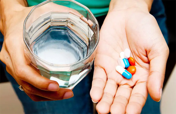 صورة رقم 6 - 6 علامات تشير إلى وجود أمراض خطيرة وراء تساقط الشعر صورة رقم 6 - 6 علامات تشير إلى وجود أمراض خطيرة وراء تساقط الشعر