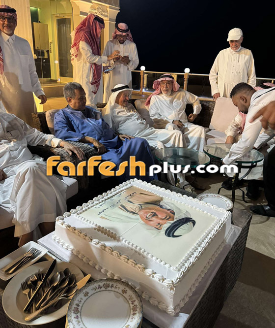 صورة رقم 7 - عودة محمد عبده إلى جدة بعد العلاج وأصدقاؤه يحتفلون بعيد ميلاده: صور وفيديوهات صورة رقم 7 - عودة محمد عبده إلى جدة بعد العلاج وأصدقاؤه يحتفلون بعيد ميلاده: صور وفيديوهات