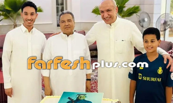 صورة رقم 8 - عودة محمد عبده إلى جدة بعد العلاج وأصدقاؤه يحتفلون بعيد ميلاده: صور وفيديوهات صورة رقم 8 - عودة محمد عبده إلى جدة بعد العلاج وأصدقاؤه يحتفلون بعيد ميلاده: صور وفيديوهات