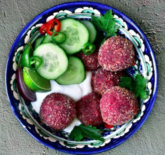 صورة رقم 5 - إليكم طريقة تحضير فلافل الشمندر.. ابتكار شهي وغني صورة رقم 5 - إليكم طريقة تحضير فلافل الشمندر.. ابتكار شهي وغني