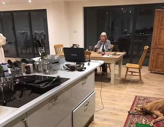 صورة رقم 5 - هدم منزل لزوجين مسنين بقيمة مليون دولار يثير الجدل في بريطانيا صورة رقم 5 - هدم منزل لزوجين مسنين بقيمة مليون دولار يثير الجدل في بريطانيا