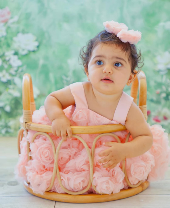 زياد برجي يحتفل بأول عيد ميلاد لطفلته (سما).. صور دافئة ورسالة مؤثّرة صورة رقم 1 زياد برجي يحتفل بأول عيد ميلاد لطفلته (سما).. صور دافئة ورسالة مؤثّرة صورة رقم 1