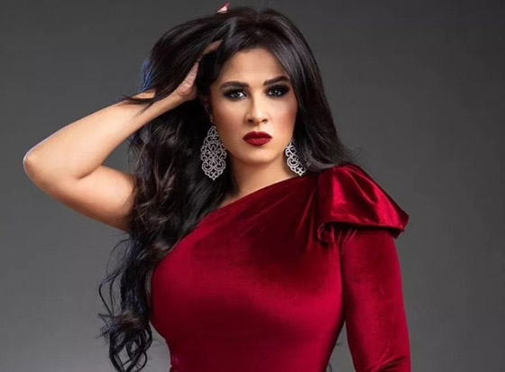 صورة رقم 8 - أزمات صحية بحياة إليسا، انغام، نادين نجيم، ياسمين عبدالعزيز، سيلين ديون وسيلينا غوميز  صورة رقم 8 - أزمات صحية بحياة إليسا، انغام، نادين نجيم، ياسمين عبدالعزيز، سيلين ديون وسيلينا غوميز