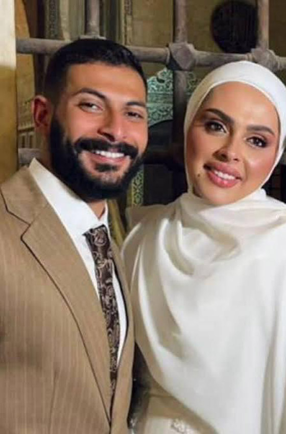 صورة رقم 2 - محمد هنيدي يحتفل بعقد قران ابنته فريدة.. العروس تبكي ووالدها يحتضنها صورة رقم 2 - محمد هنيدي يحتفل بعقد قران ابنته فريدة.. العروس تبكي ووالدها يحتضنها