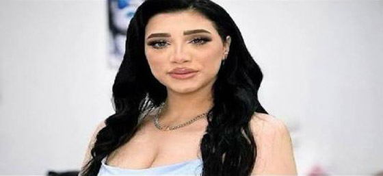 صورة رقم 4 - شروق قاسم: دكتورة أسنان نهارًا وراقصة في كباريه ليلًا وتُصم م بدلها الرقص بنفسها! صورة رقم 4 - شروق قاسم: دكتورة أسنان نهارًا وراقصة في كباريه ليلًا وتُصم م بدلها الرقص بنفسها!