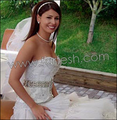 صورة رقم 3 - فرفش ينشر الصور الاولى من عقد قران الفنانة مي سليم! صورة رقم 3 - فرفش ينشر الصور الاولى من عقد قران الفنانة مي سليم!
